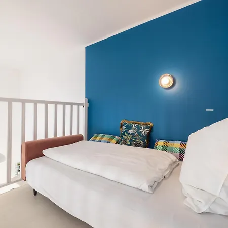 Great 1-room Loft Апартаменты *
