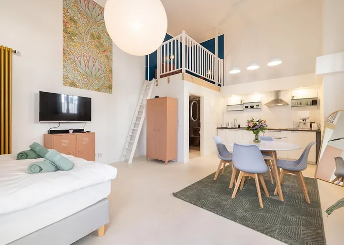 Great 1-room Loft ベルリン