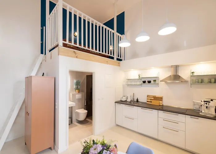 アパート Great 1-room Loft *